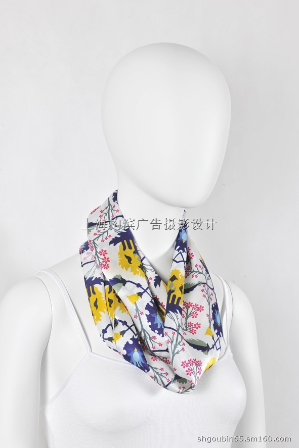 围巾摄影/外国<em>女模特</em>经纪,商业拍摄/服装拍摄/帽
