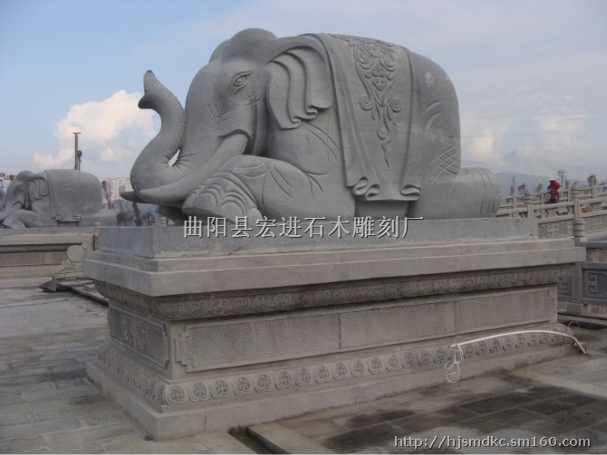 供应专业雕刻石雕大象,石雕狮子,石雕大象,石雕