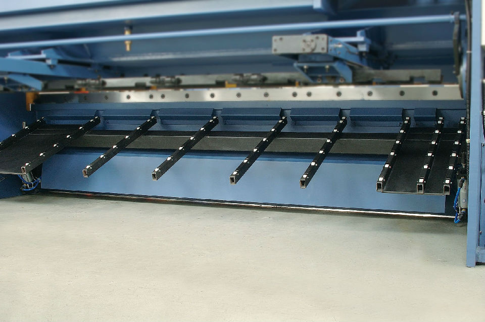 板机,qc11y/qc11k系列液压闸式剪板机,wc67y/wc67k系列液压板料折弯机