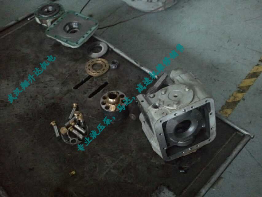 武汉专业维修混凝土中联泵车主油泵:a4vg180